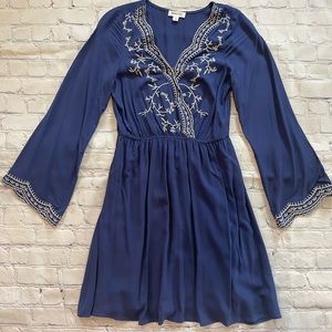 Long sleeve dress ⭐️3/$30⭐️